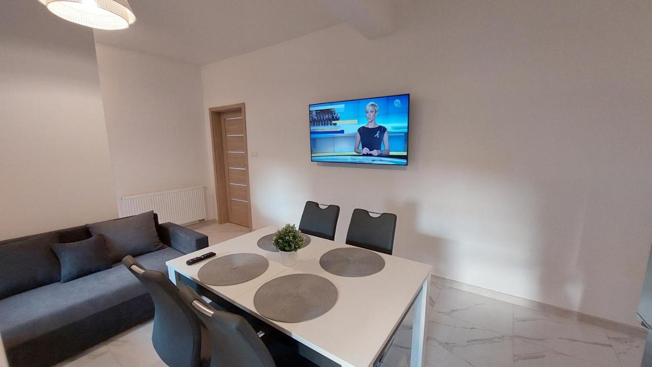 Apartamenty Starowiejska 39, Ryczow - 10Km Od Zator Energylandia מראה חיצוני תמונה